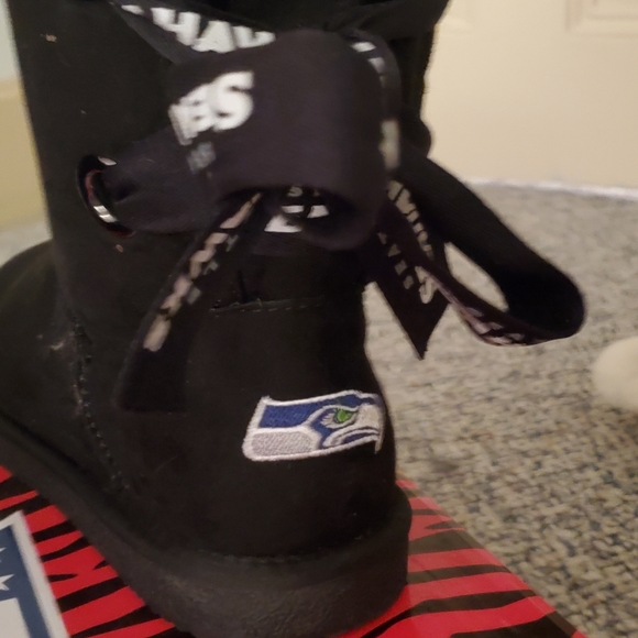 Seattle Seahawks Rhinestone Ugg Boot - Picture 2 of 4